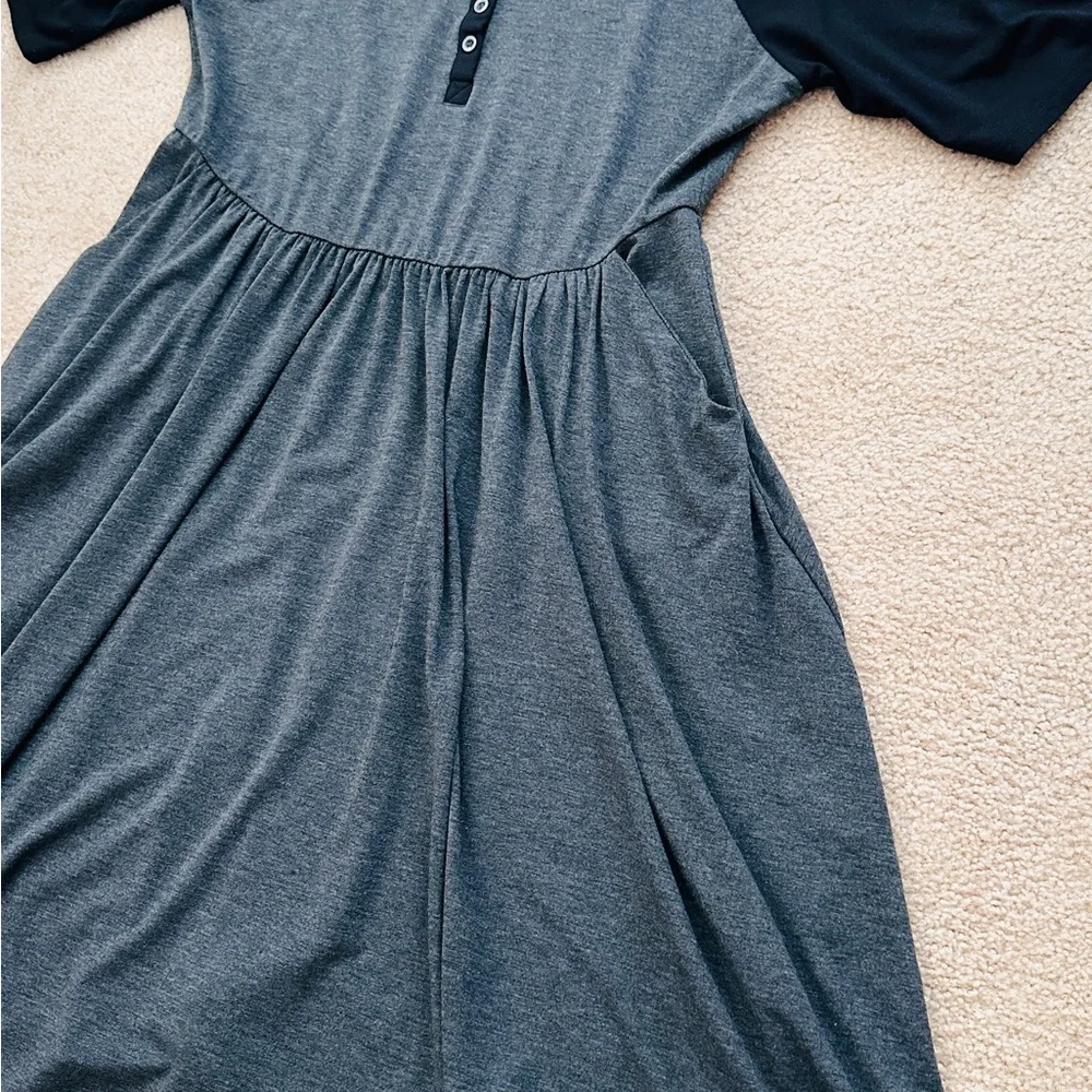 Grey and Black Jersey Style Dress - Picture 3 of 5